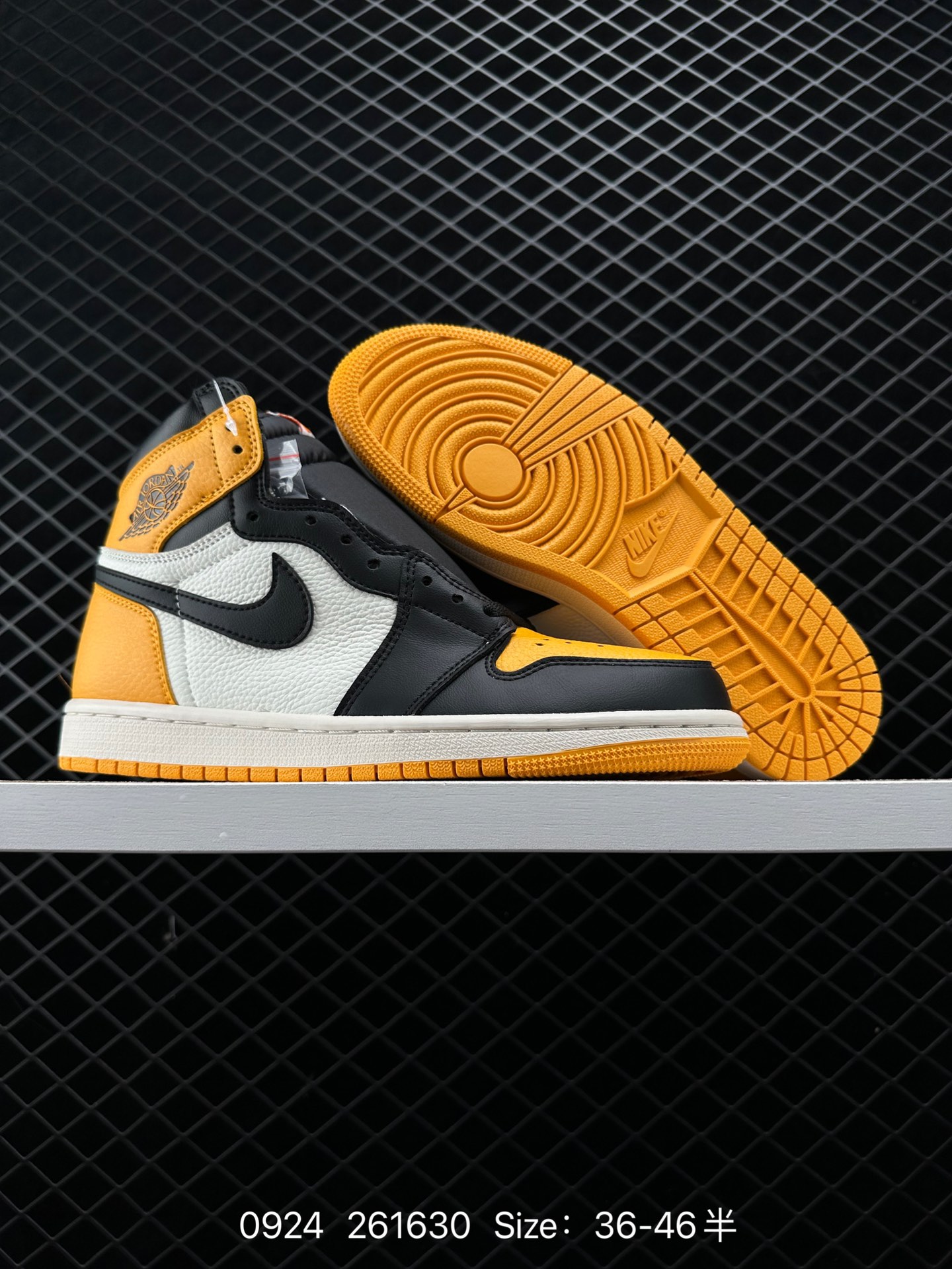 Nike Air Jordan 1 Retro High OG”Black/White“